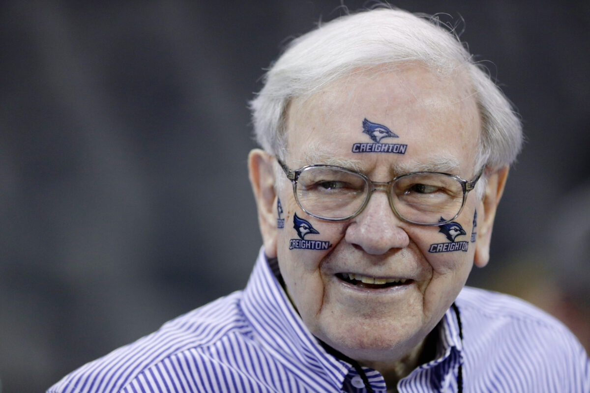 Let Warren Buffet’s old $1 billion offer for a perfect March Madness bracket remind you how impossible that is