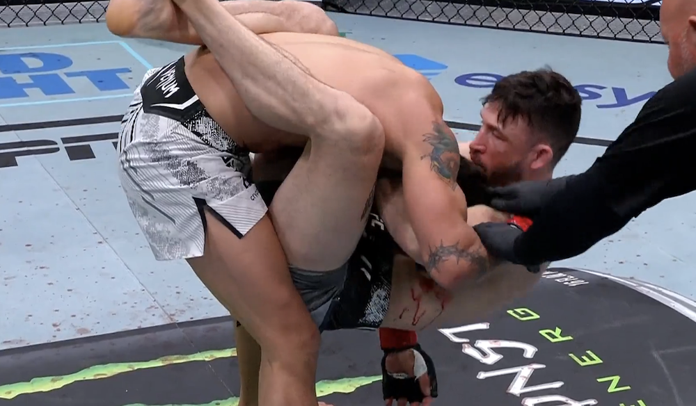 UFC on ESPN 53 video: Julian Erosa rallies to submit Ricardo Ramos with slick choke