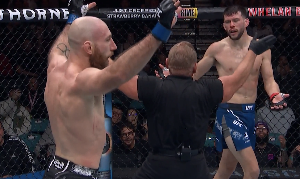 UFC on ESPN 54 video: Kyle Nelson swarms for standing TKO of Bill Algeo, who protests stoppage