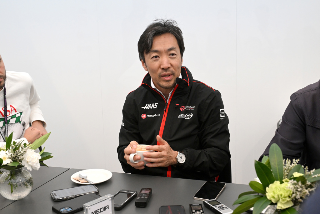 Haas investing already after strong start – Komatsu