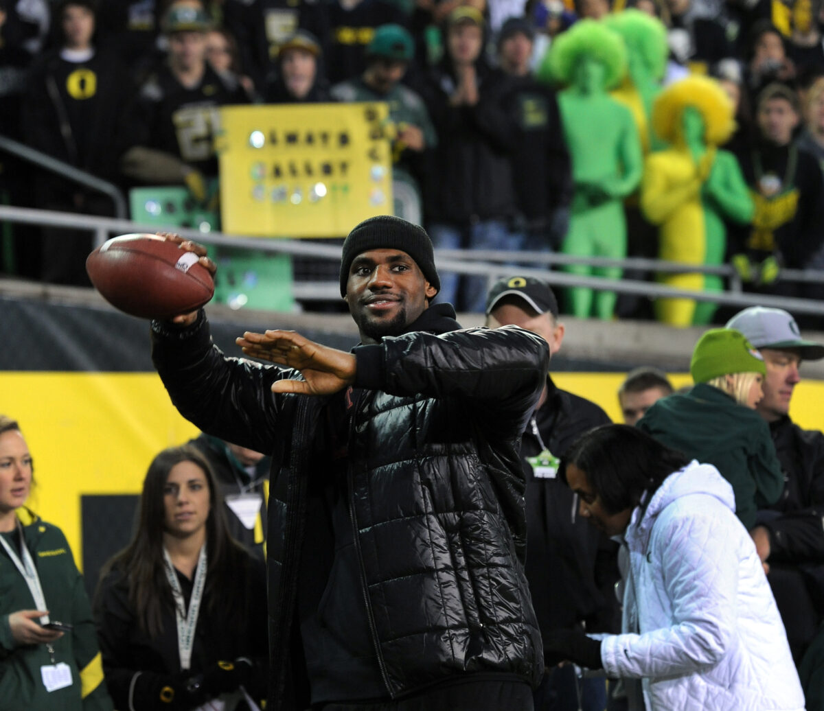 LeBron James says Chip Kelly and the Oregon Ducks helped Miami reach new heights