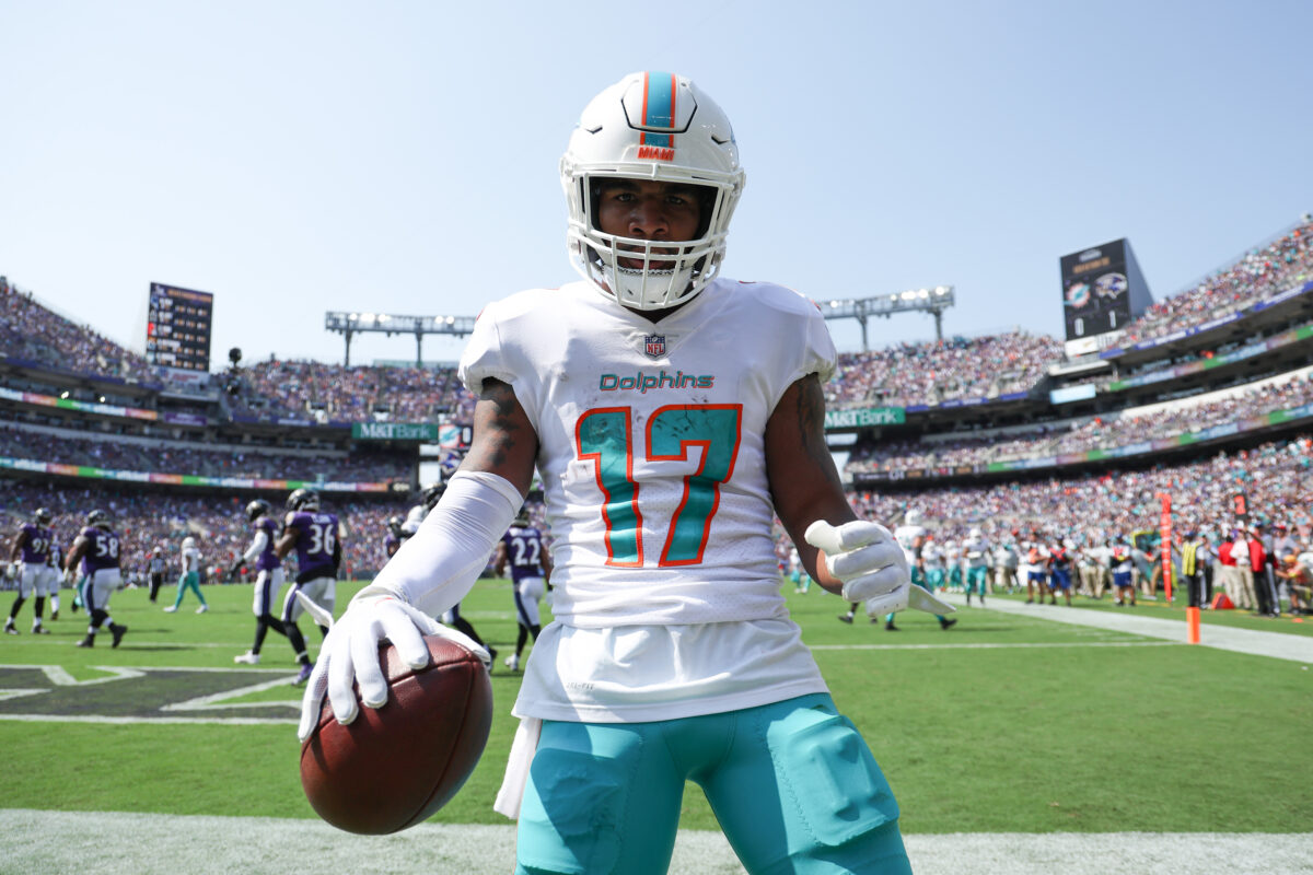 Miami Dolphins expected to pick up Jaylen Waddle’s fifth-year option