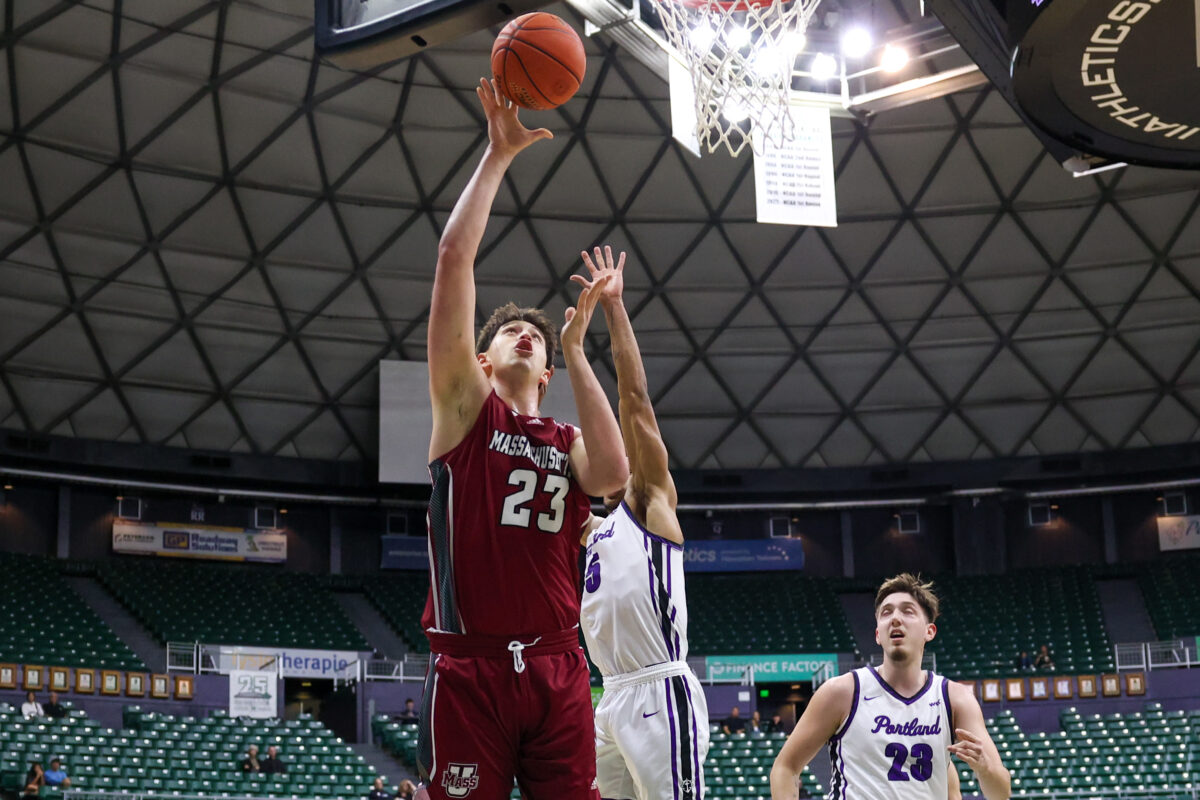 Josh Cohen flips to USC, leaving Arkansas with four players