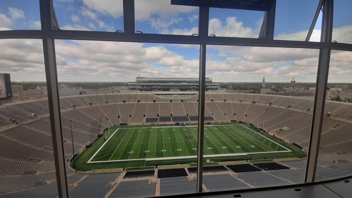 Fighting Irish Wire makes Notre Dame Stadium debut at Blue Gold Game