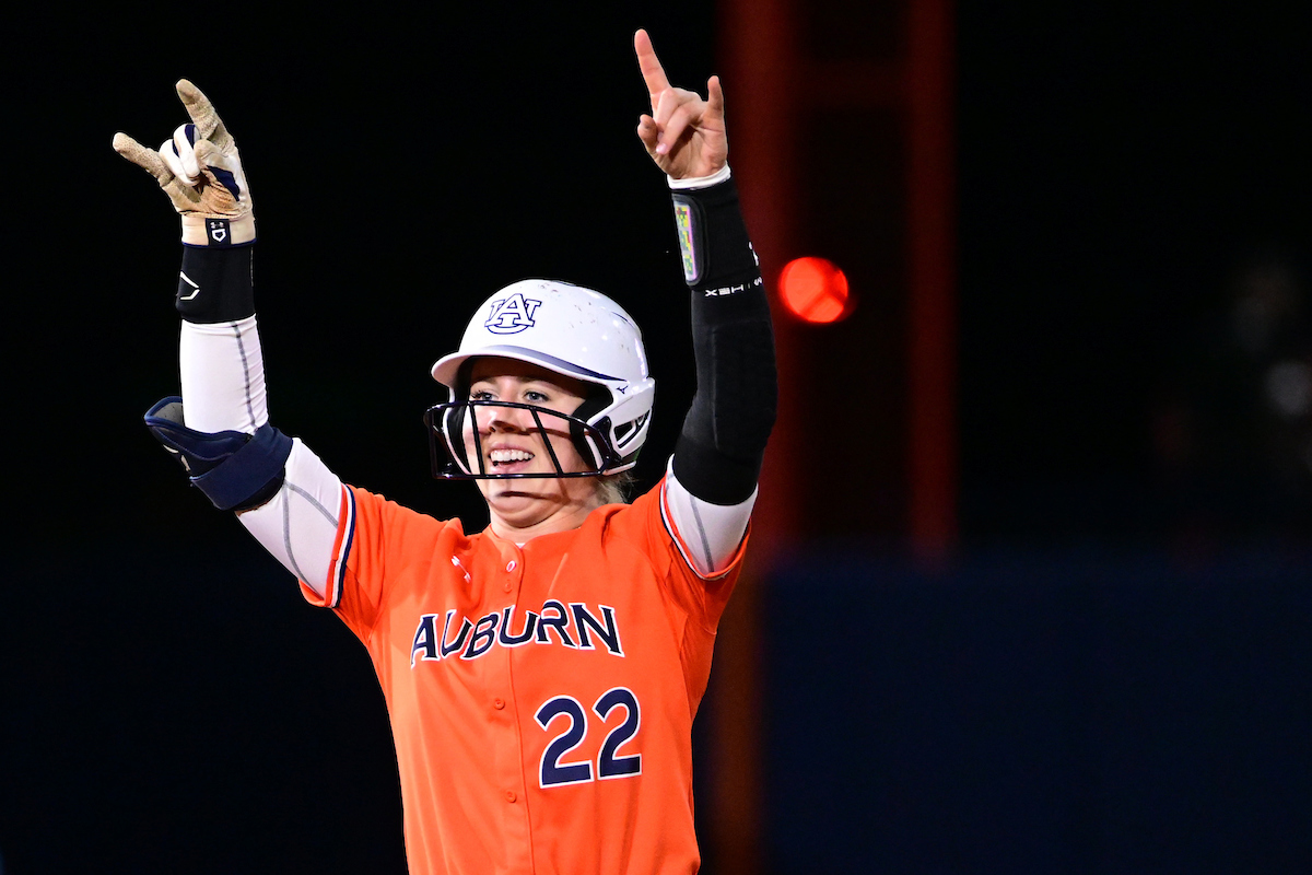 Auburn softball remains outside of USA TODAY/NFCA Coaches Poll after Kentucky series