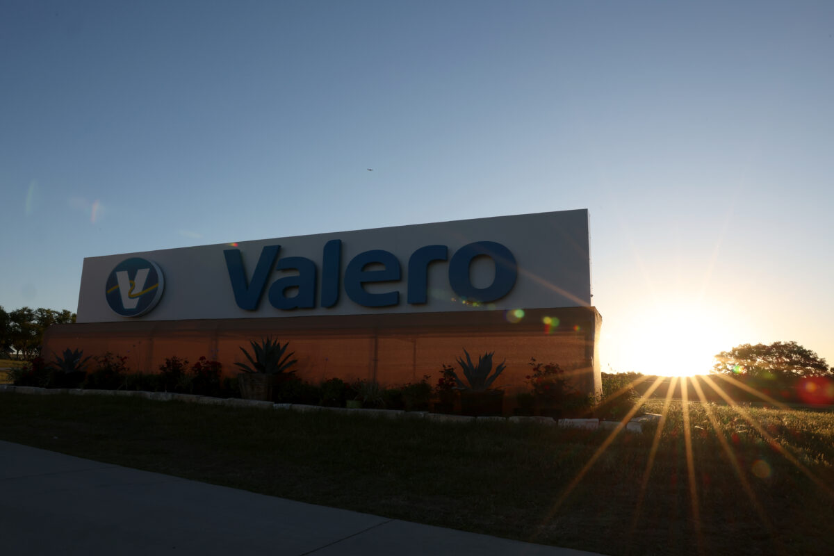 2024 Valero Texas Open Sunday tee times, PGA Tour pairings and how to watch