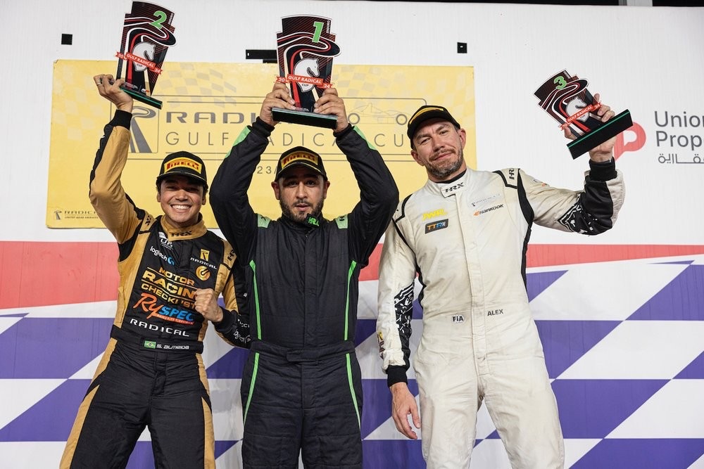 Sim racer Suellio Almeida podiums in Dubai Radical Cup debut