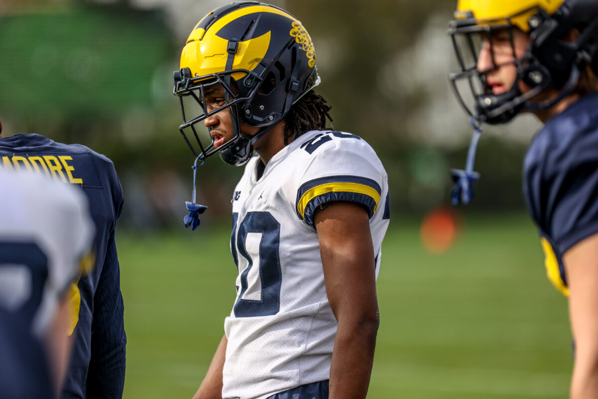 Michigan football corners, nickels standing out to elder Wolverines WR