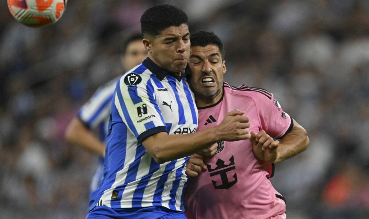 Suarez tries to break Monterrey defender’s arm, gets away with it