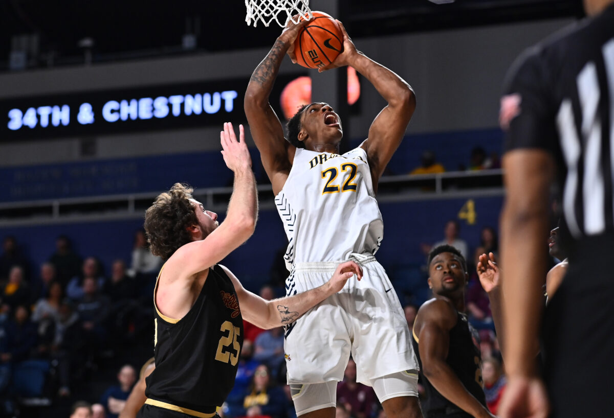 Florida working to get former Drexel forward on campus for official visit
