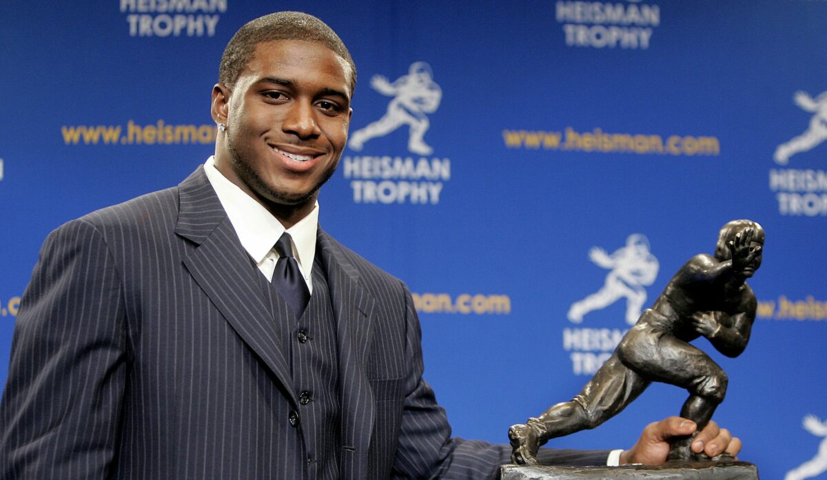 Reggie Bush is finally getting his Heisman Trophy back and fans are so thrilled
