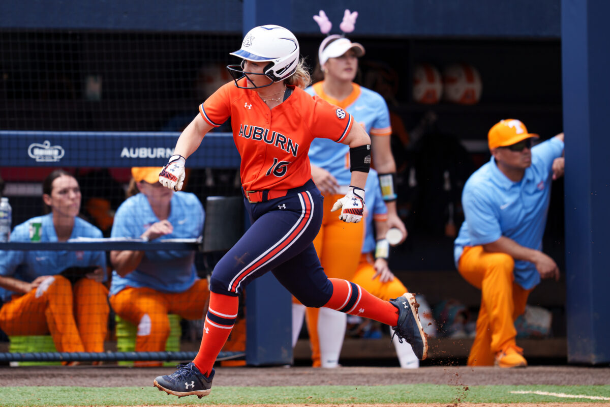 Auburn softball receives votes in USA TODAY/NFCA Coaches Poll following Tennessee series