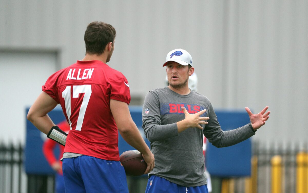 WATCH: Bills hit the field for OTAs in Orchard Park