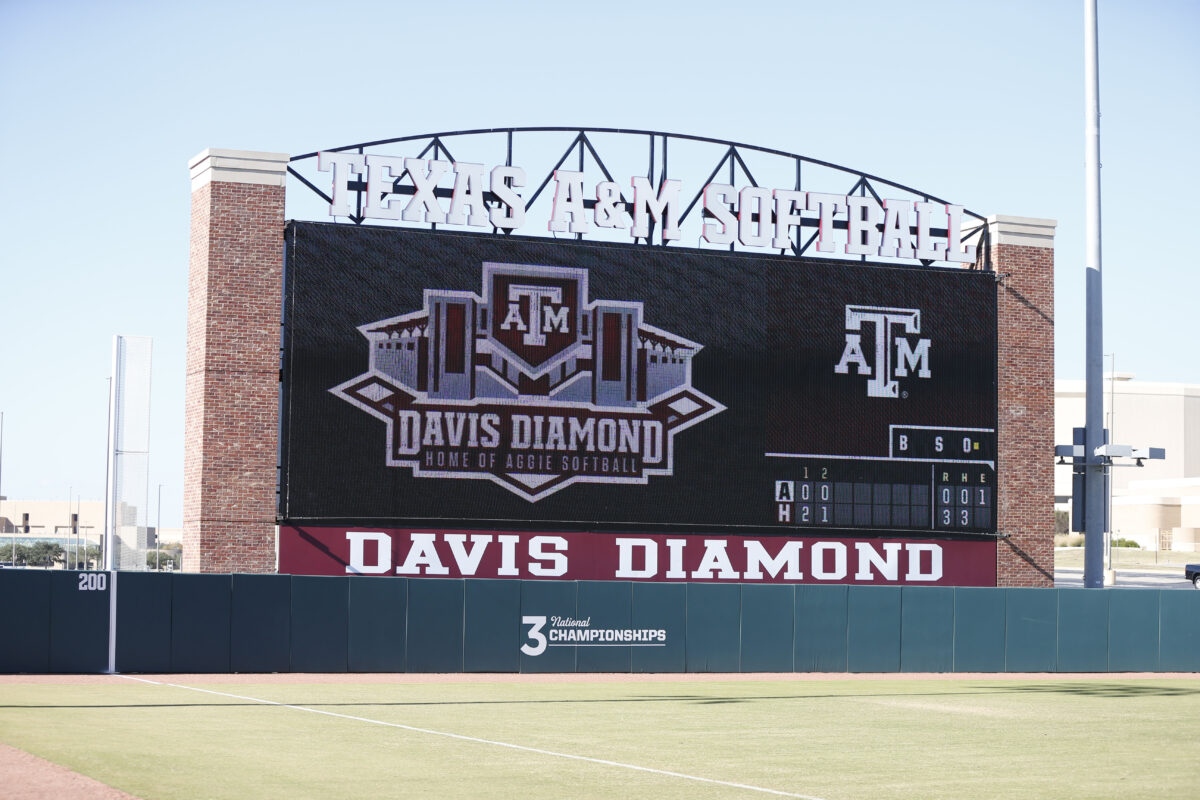 The No. 12 Texas A&M Aggie softball team takes game one in series with against Ole Miss