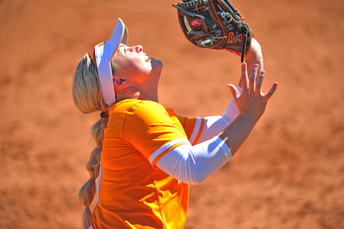 LSU shuts out Lady Vols to tie series