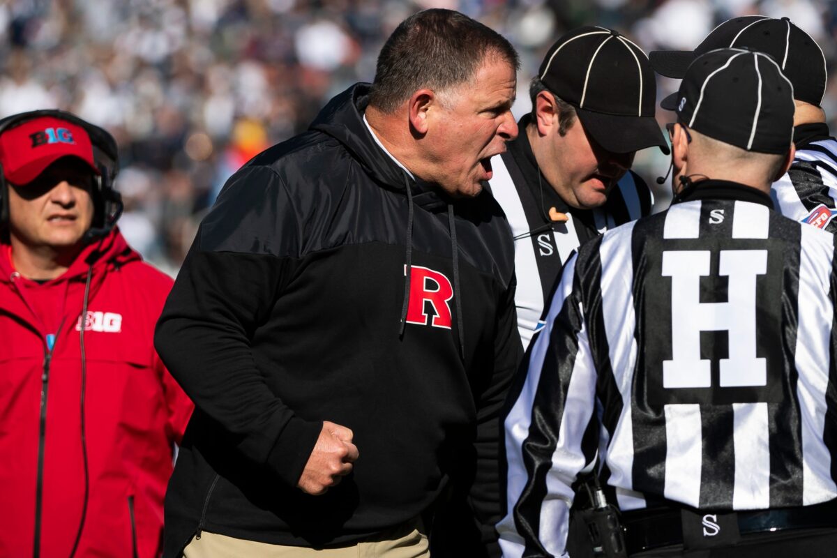 What two Rutgers freshmen did Greg Schiano single out for praise during spring practice?