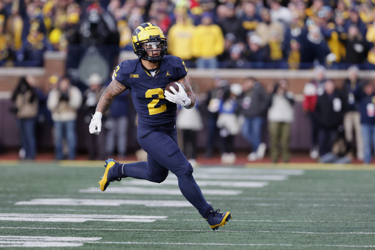 Watch 25 minutes of Blake Corum highlights from his decorated career at Michigan