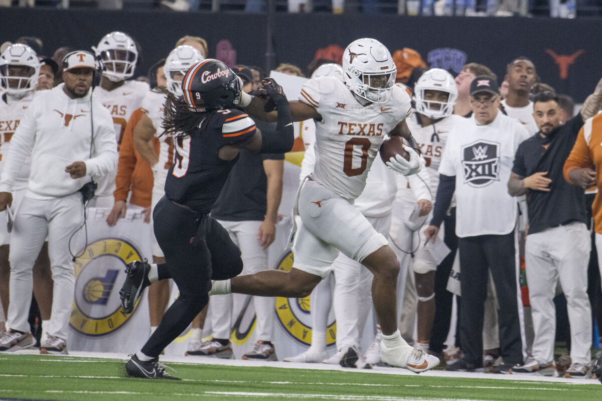 Panthers reportedly bringing in Texas TE Ja’Tavion Sanders for a visit