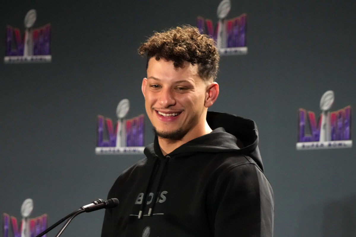 Patrick Mahomes reveals why Taylor Swift is like a ‘coach’ when she’s talking football