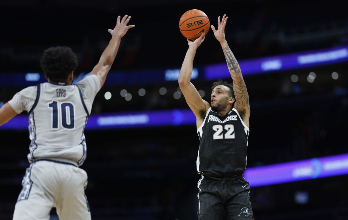Projected first-round pick Devin Carter declares for 2024 NBA draft