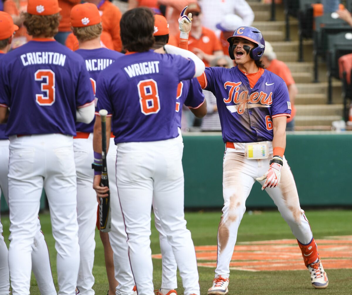 Clemson up to No. 2 in D1Baseball Top 25 rankings