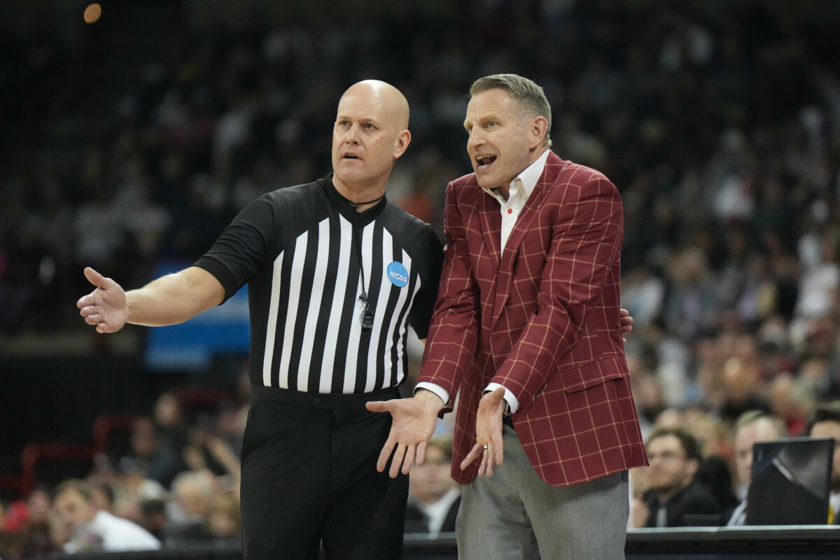 NCAA announces officiating crew for Final Four matchups