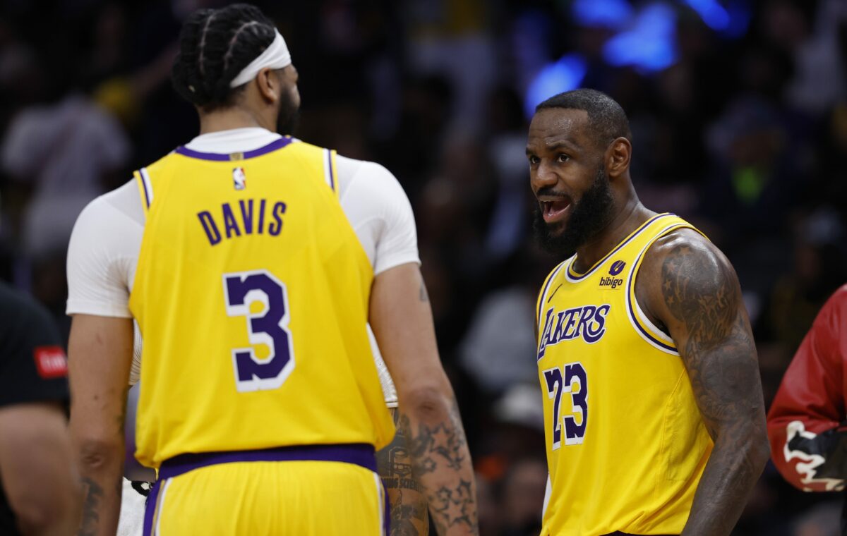 Cleveland Cavaliers at Los Angeles Lakers odds, picks and predictions