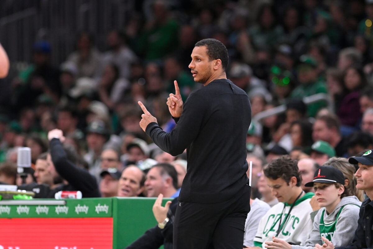 Celtics coach Joe Mazzulla has praise for Jaylen Brown after his 10,000th career point