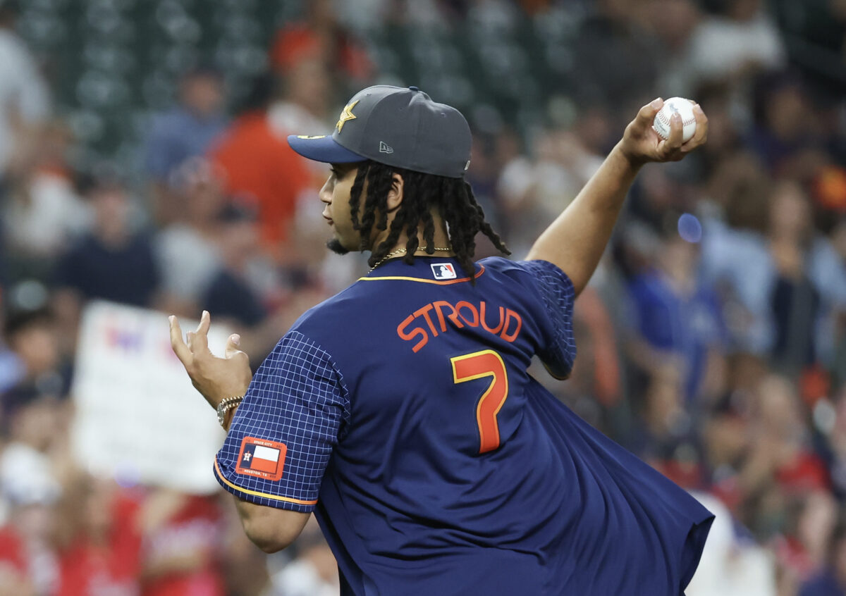 Watch: Texans QB C.J. Stroud throws out first pitch at Astros game