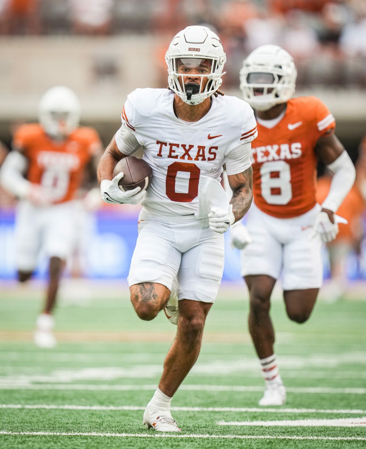 CFB analyst Gerry Hamilton says Texas has five starting receivers