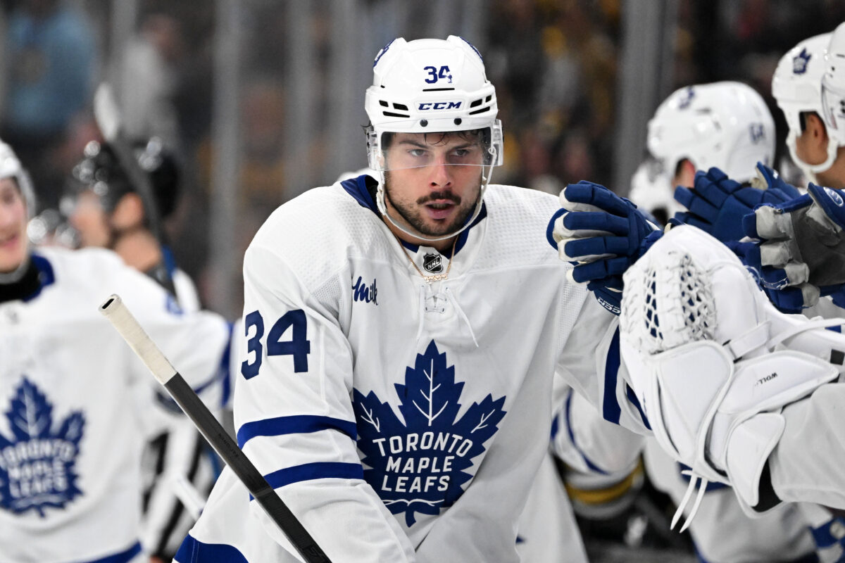 Boston Bruins at Toronto Maple Leafs Game 3 odds, picks and predictions