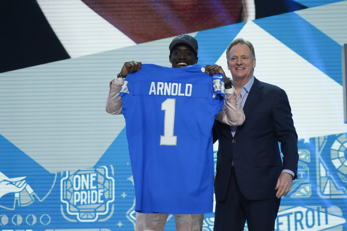 Watch: Terrion Arnold slept in his Lions hat after being drafted in Detroit