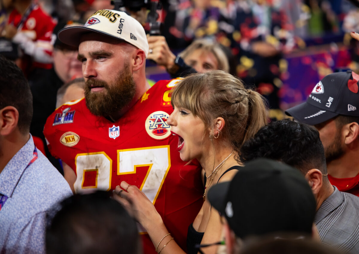 Will Taylor Swift show up for Travis Kelce and Jason Kelce’s New Heights podcast live show?