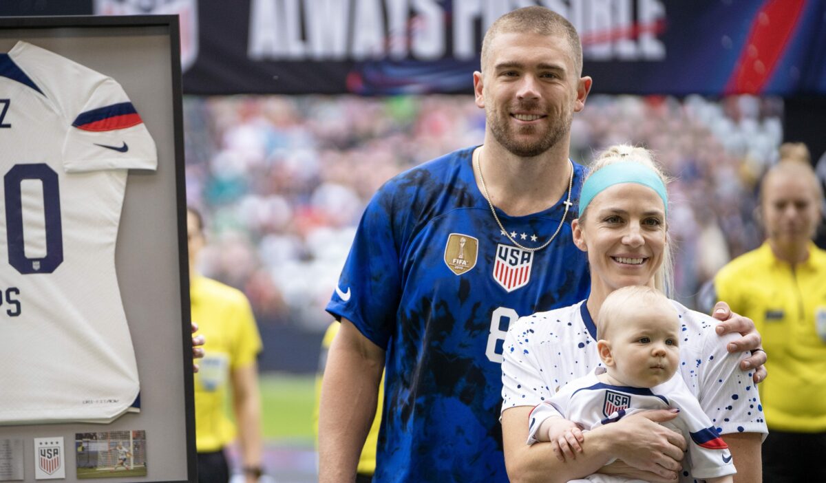 USWNT great Ertz announces she’s expecting second child
