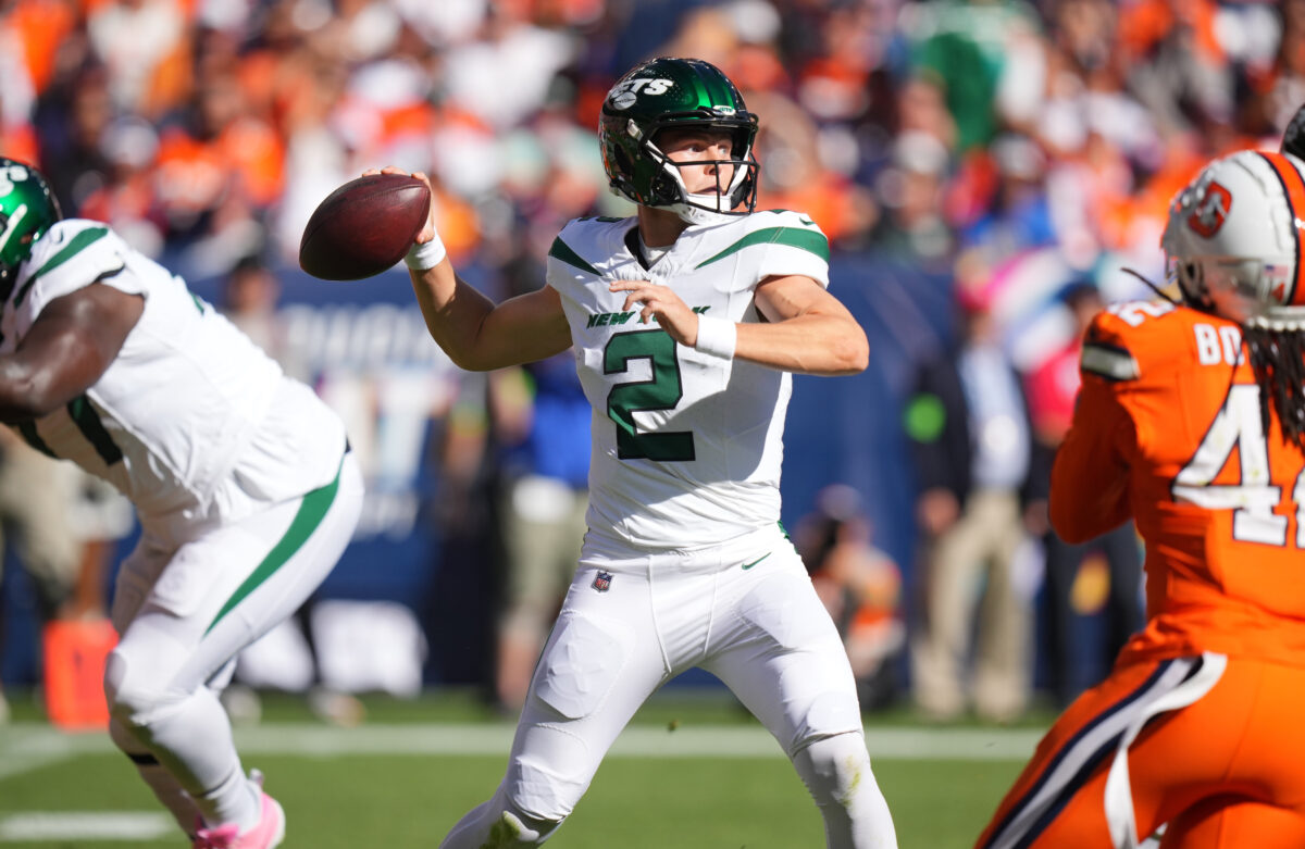 Broncos trade late-round pick to Jets for QB Zach Wilson