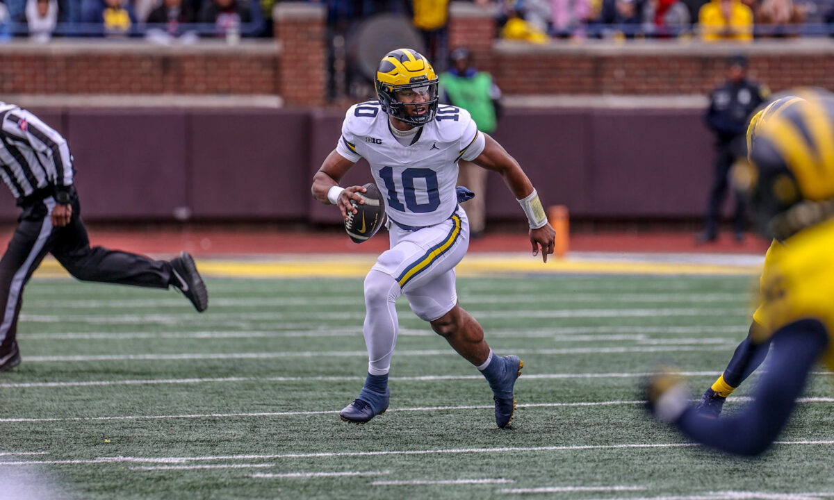 Sherrone Moore breaks down three Michigan football QBs after spring game