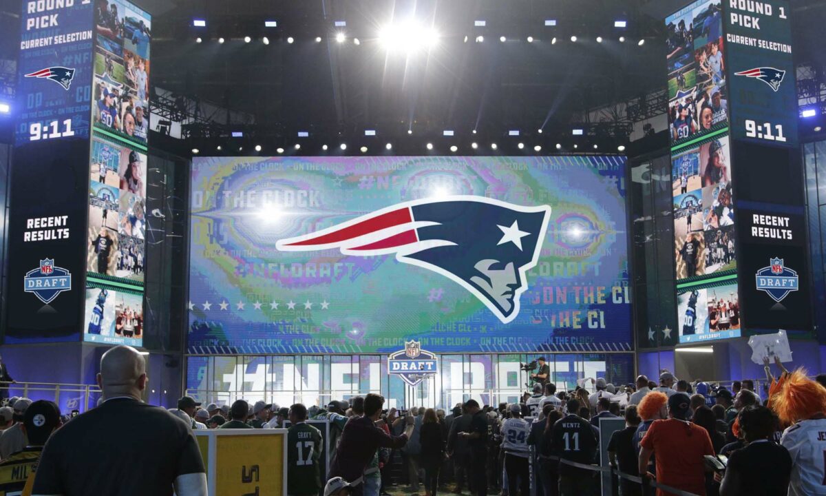 Patriots insider predicts expensive price for No. 3 draft pick