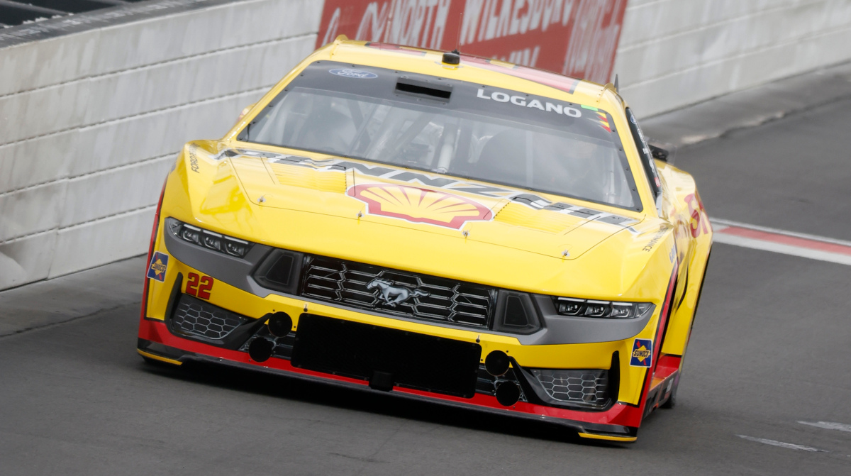 Logano on All-Star pole as No. 20 JGR team wins Pit Crew Challenge