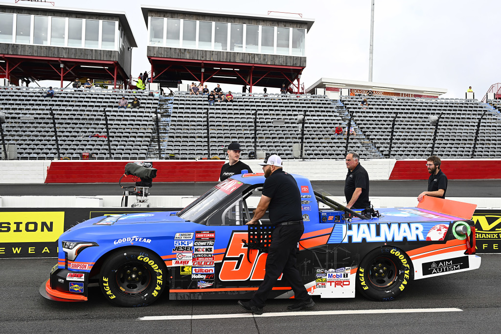 Truck Series delayed, All-Star heats canceled at North Wilkesboro