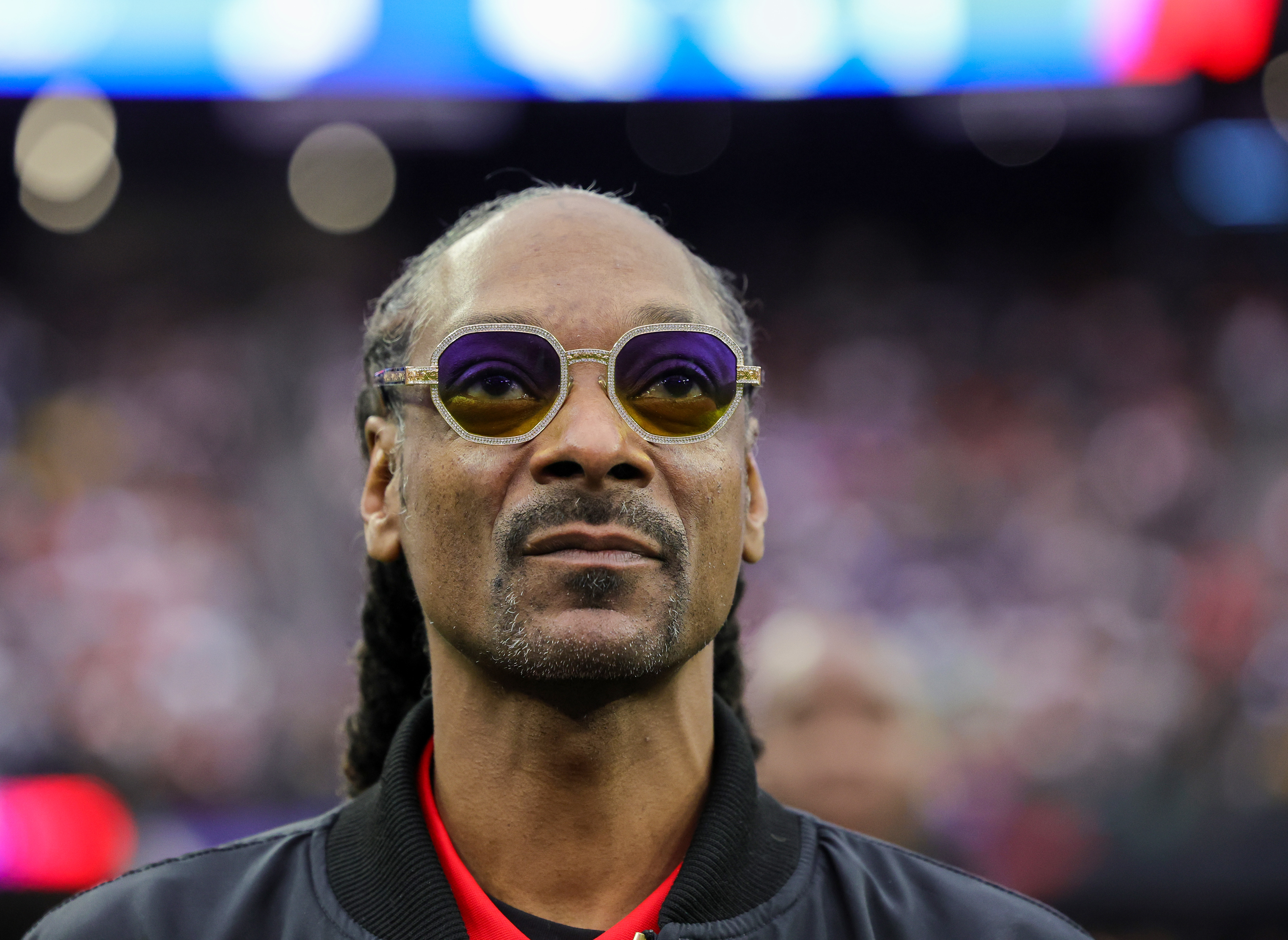 Snoop Dogg (yes, really) is sponsoring the Arizona Bowl in coolest partnership we’ve ever seen