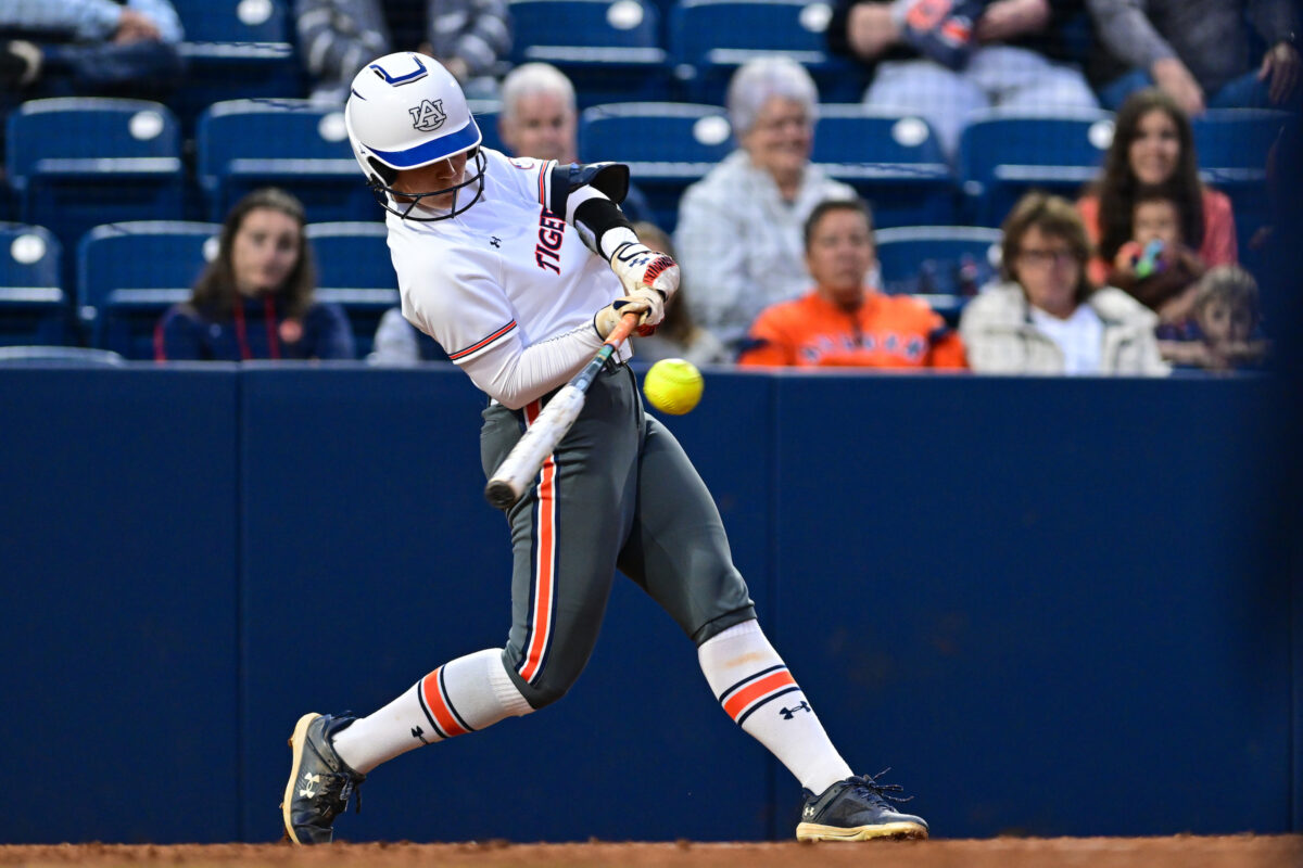 Recap: Auburn softball drops 14-inning heartbreaker to Georgia