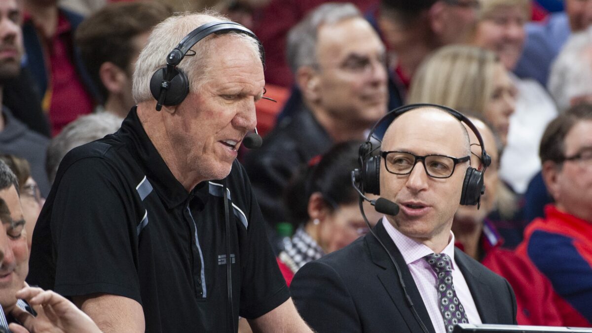 Dave Pasch shared amazing Bill Walton texting memories as tribute to his late broadcasting partner