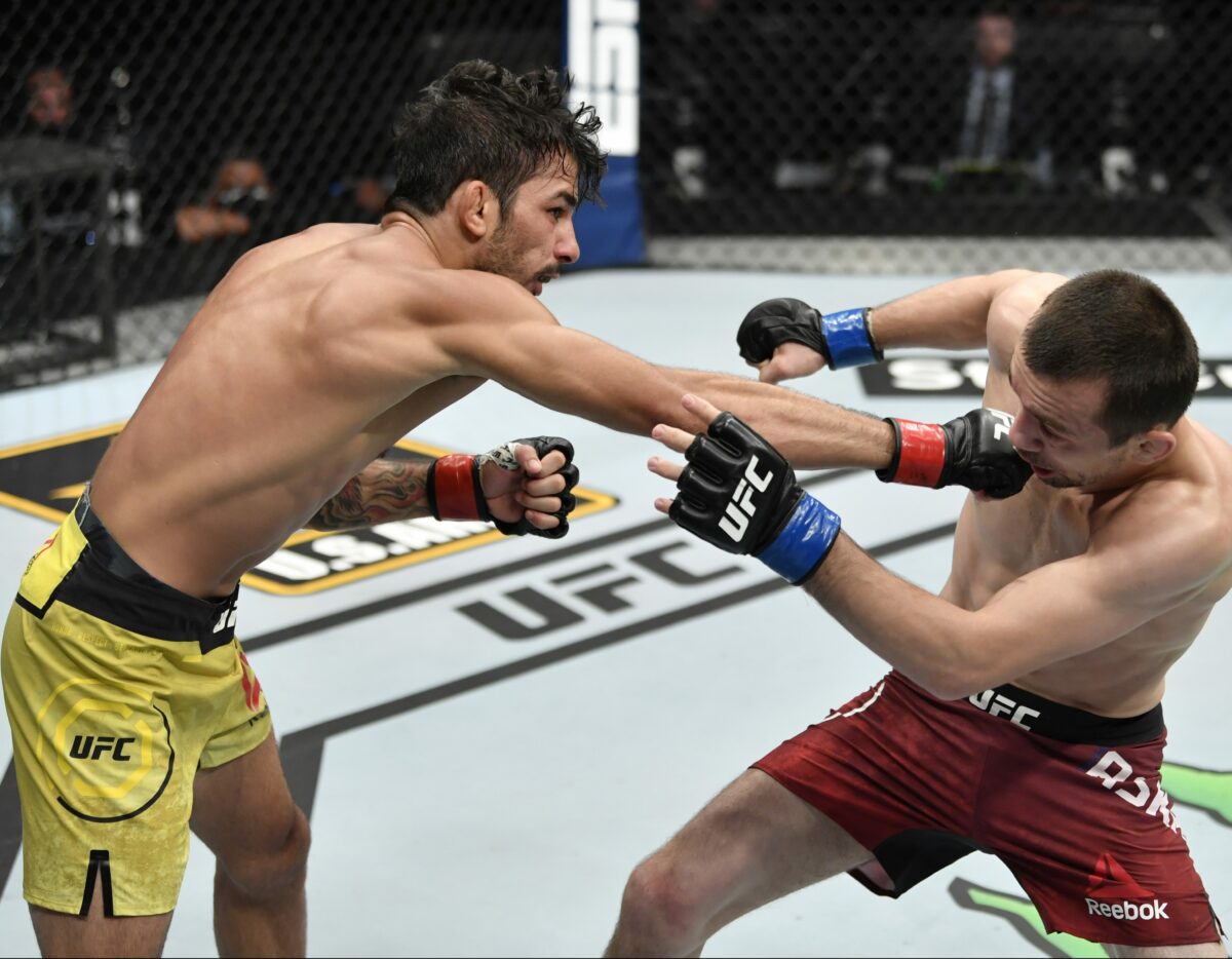Best UFC 301 Betting Promos | Get $3500+ in Bonuses for Pantoja-Erceg Flyweight Title