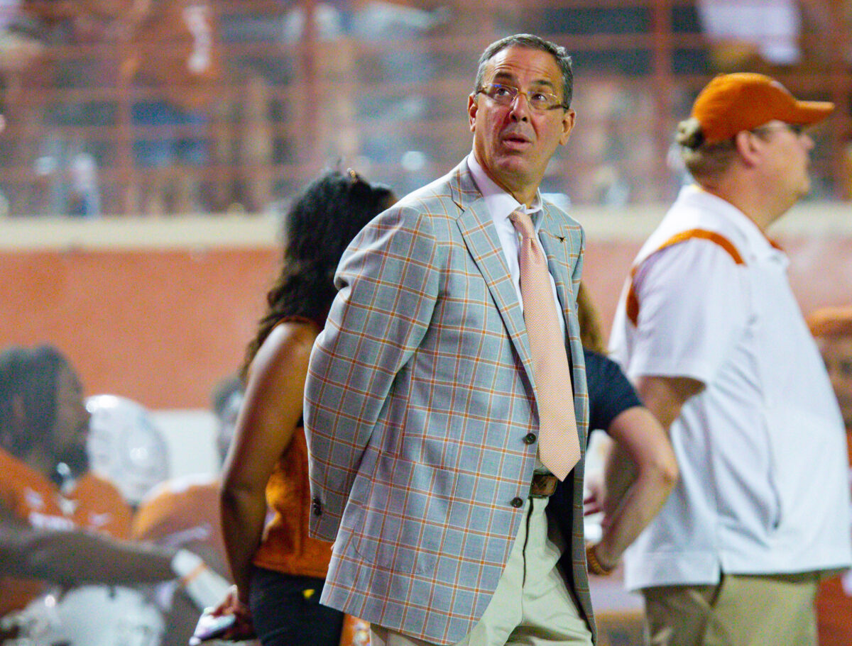 Texas AD Chris Del Conte shares preferences over game times