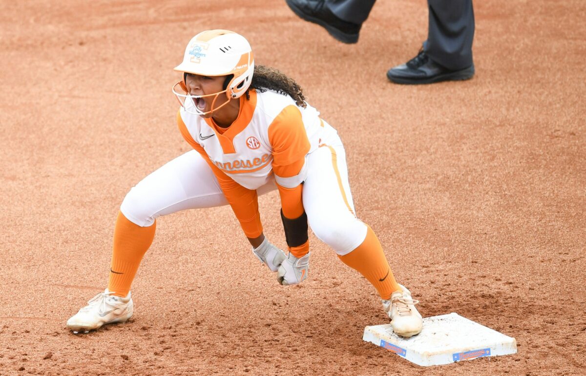 Lady Vols defeat Kentucky to open final SEC series