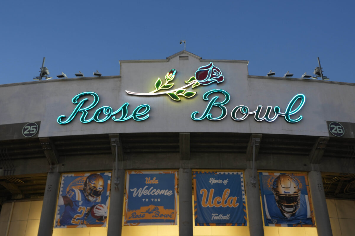 Ducks Wire pegs Rose Bowl as most iconic Big Ten stadium