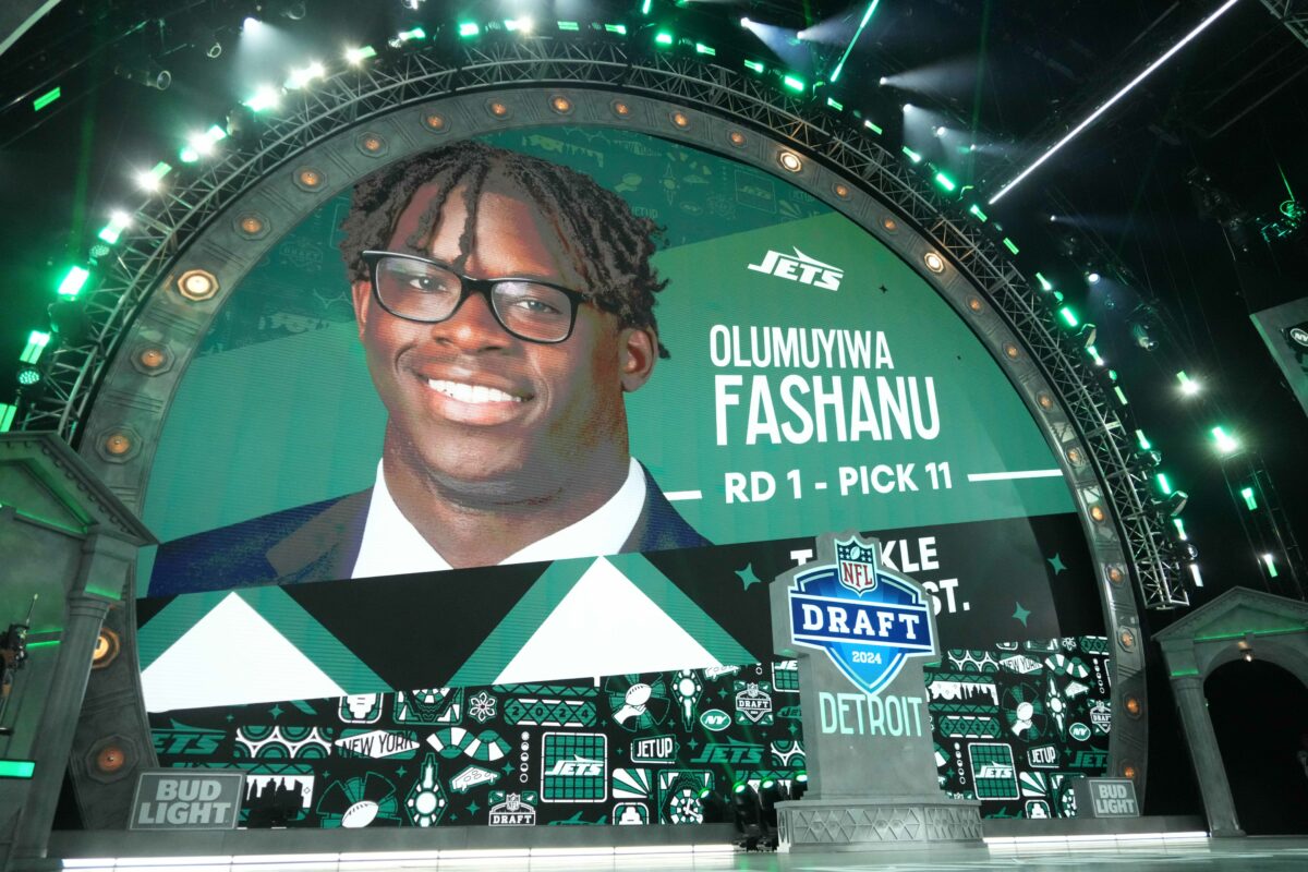 Olu Fashanu signs rookie contract with New York Jets