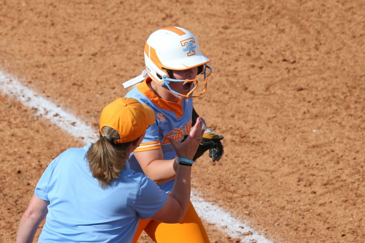 Lady Vols sweep Kentucky to conclude regular-season