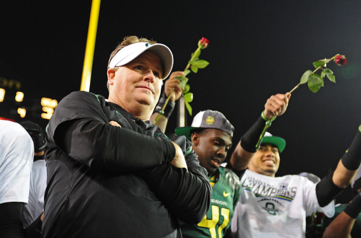 Kenjon Barner responds to degrading comments on former Oregon coach Chip Kelly