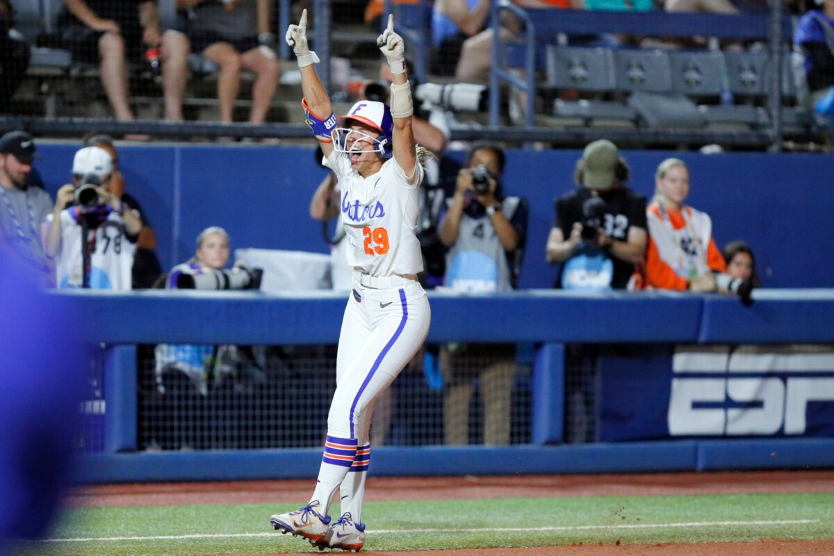 Highlights from Florida softball’s WCWS win over Oklahoma State